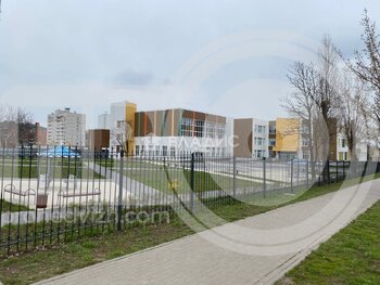 Миниатюра 1к, 4/5 К, Россия, Воронежская область, Семилукский район, рабочий посёлок Стрелица, 1-й Стрелицкий