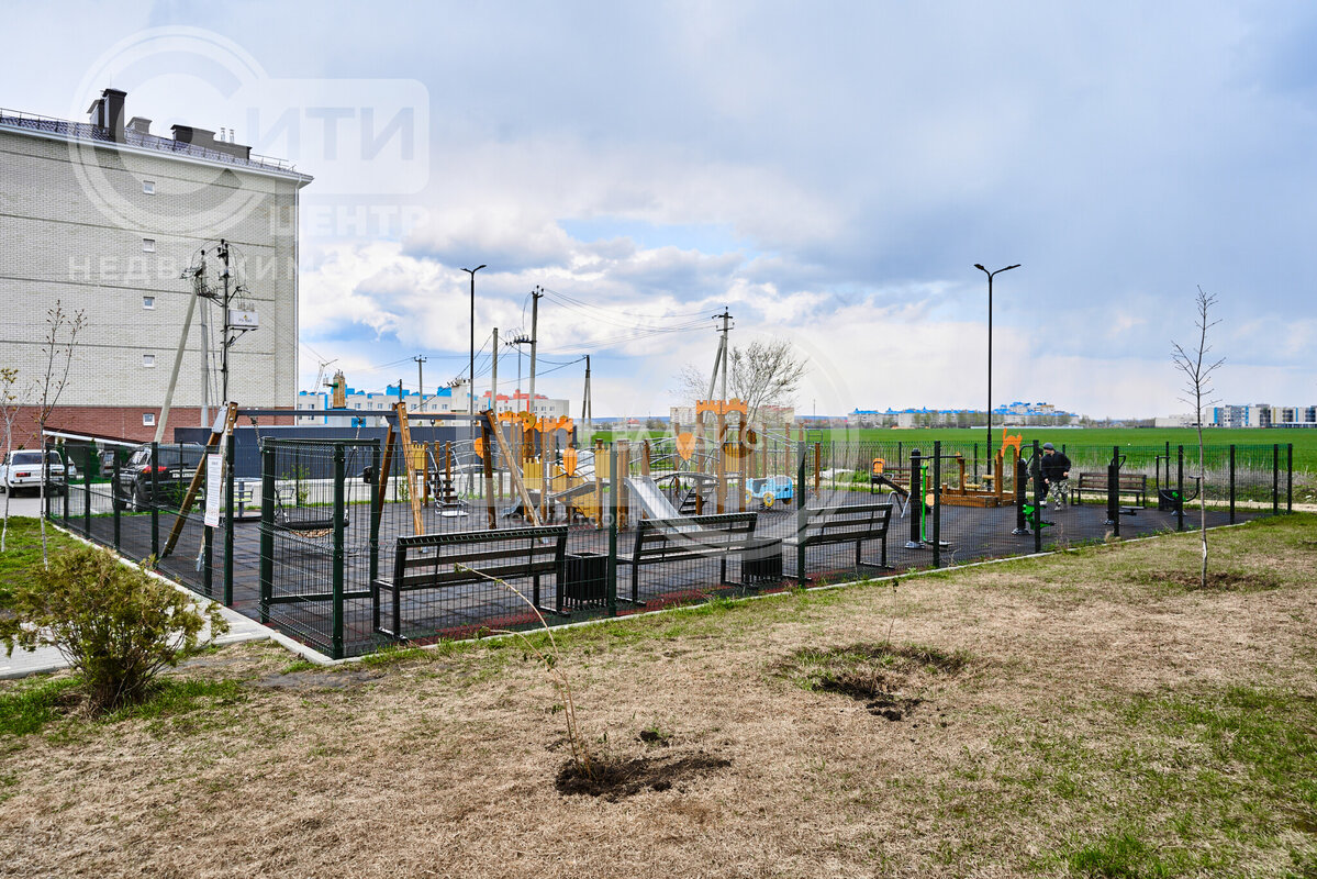 2к, 1/5 К, Россия, Воронежская область, село Новая Усмань, улица 70 лет Победы, 32, 67.2 кв.м