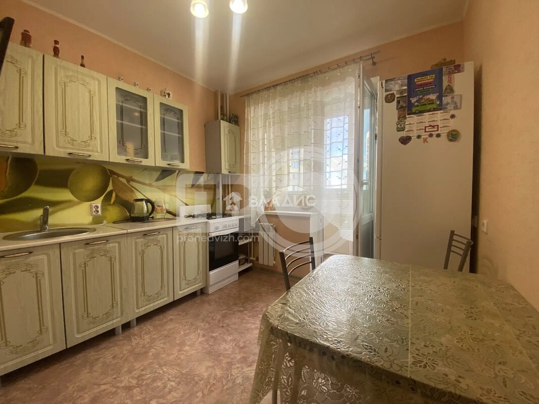 2к, 9/10 П, Россия, Воронеж, улица Коренцова, 11, 55 кв.м